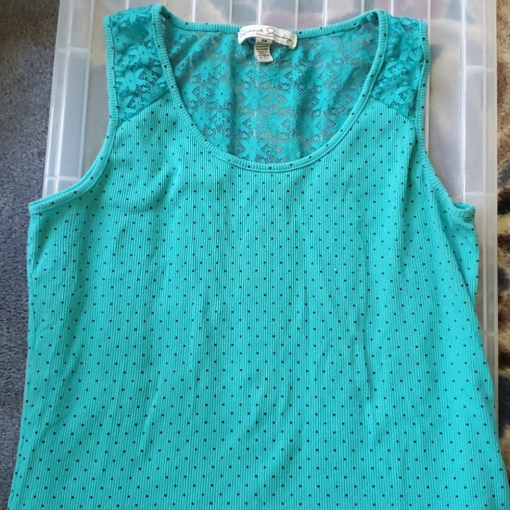 Plus Size Sleeveless Top